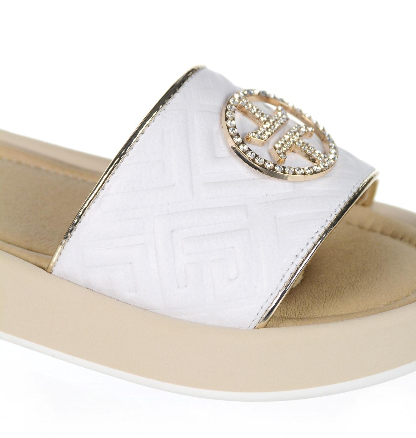 OLIVIA SHOES bielo-zlaté štýlové šľapky s okrúhlou ozdobou