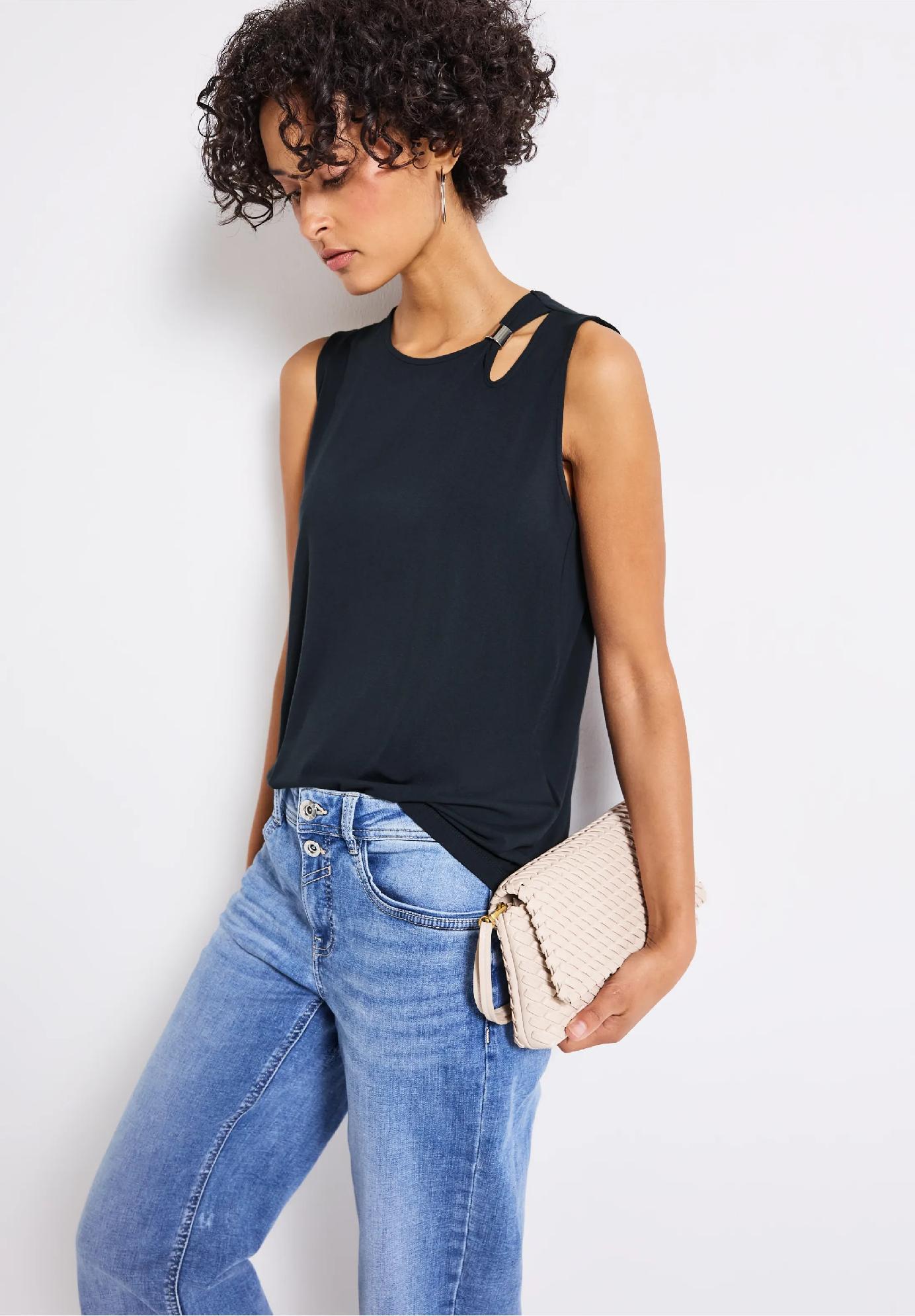 Street One top s výstrihom, tm m