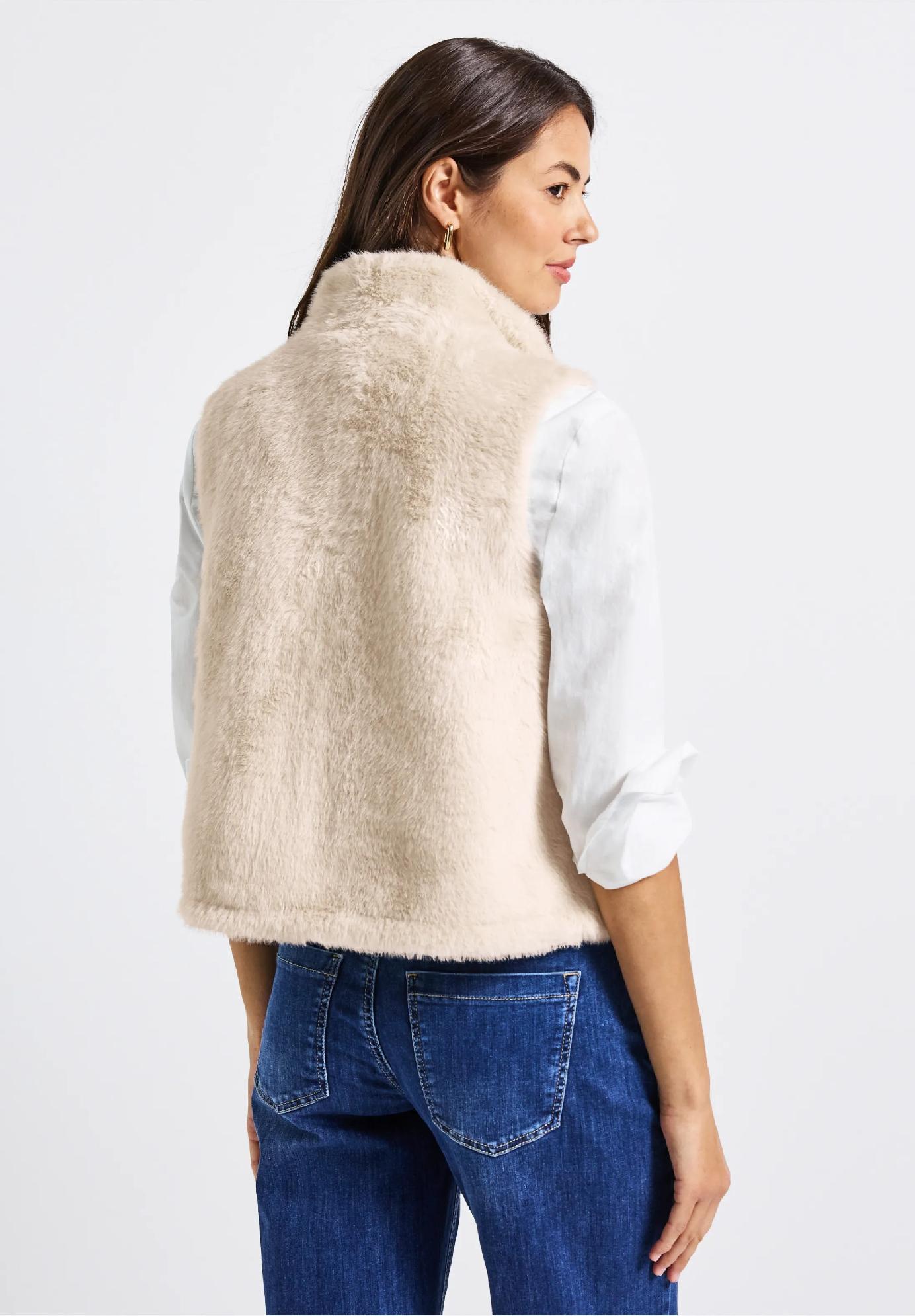 Street One mäkká vesta z umelej kožušiny