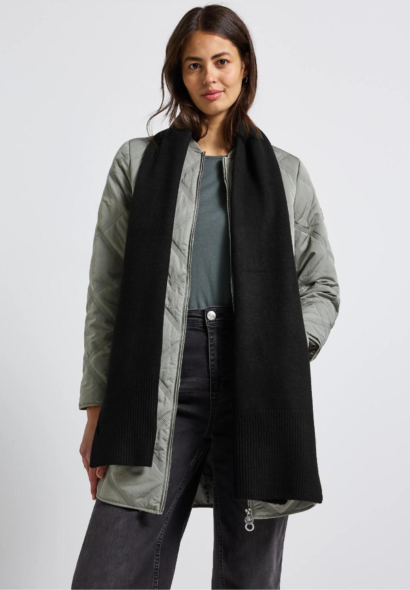 Street One dlhý pletený šál, čie