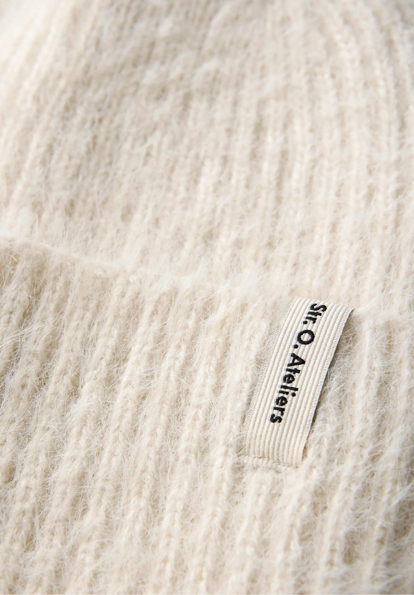 Street One čiapka z perovej priadze, bie