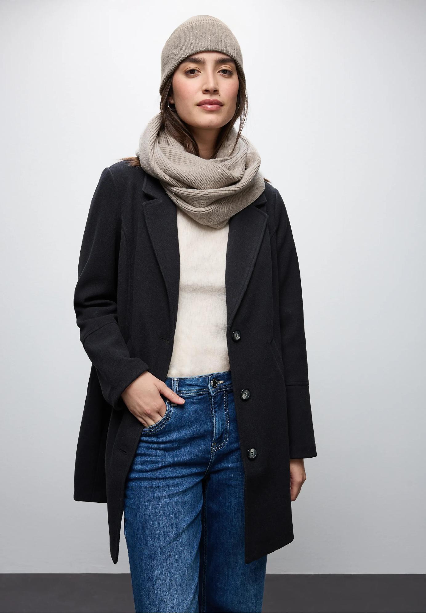 Street One čiapka s flitrami, pie