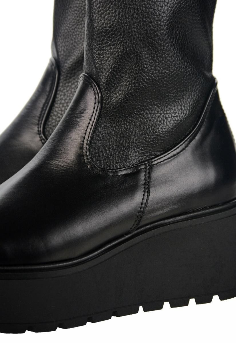 OLIVIA SHOES čierne členkové čižmy na zips