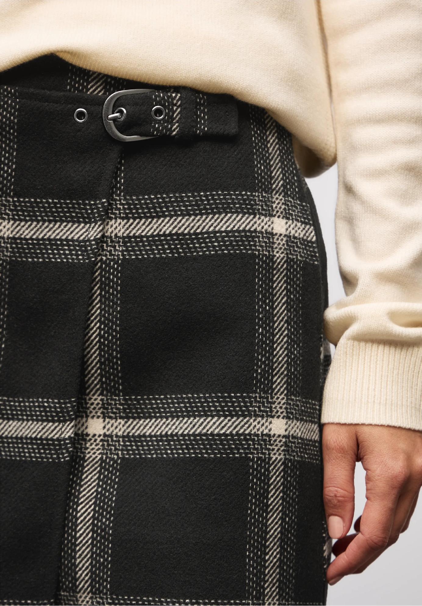 Street One karovaná zavinovacia sukňa