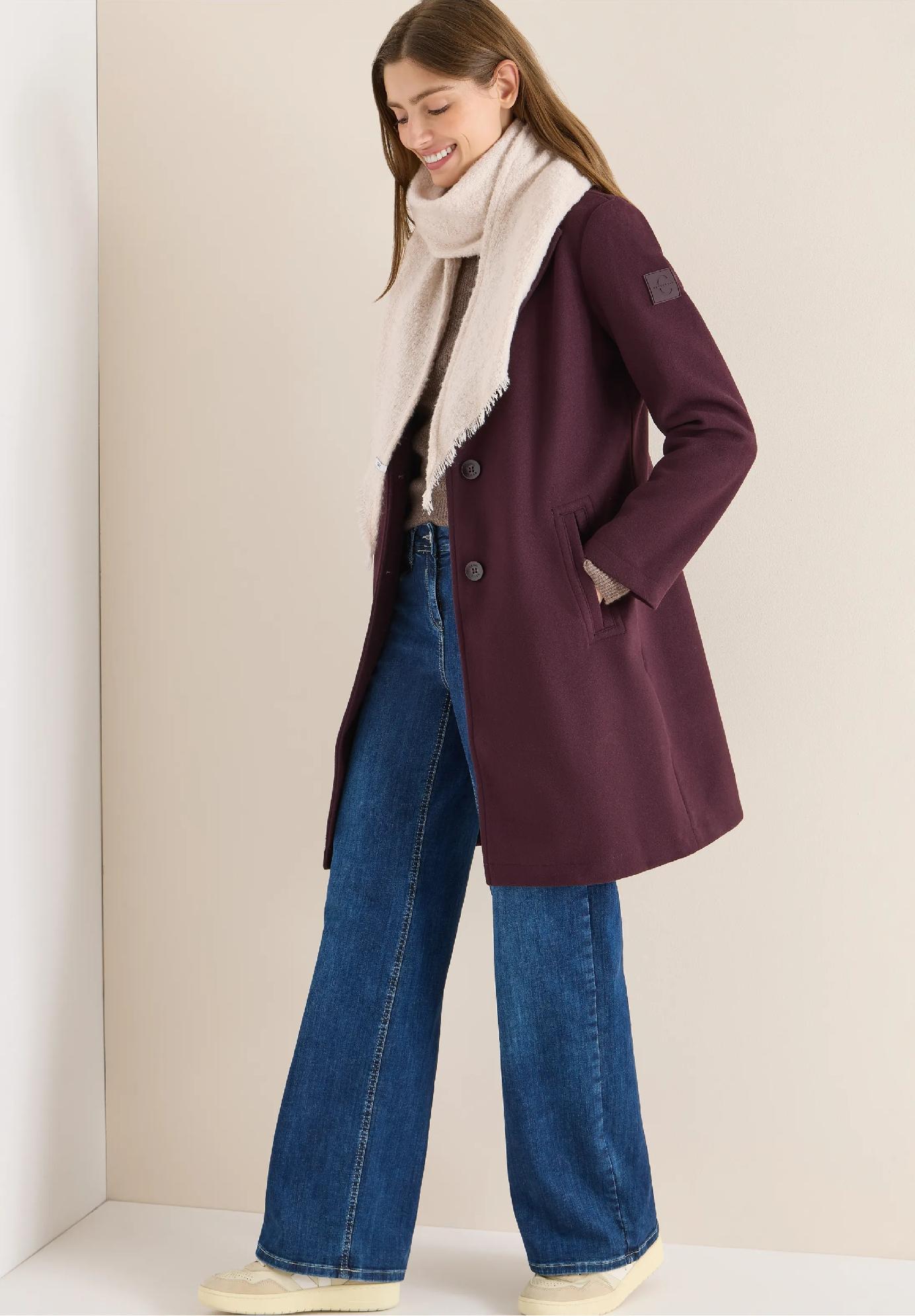 CECIL trojuholníková šatka s buklé vzorom