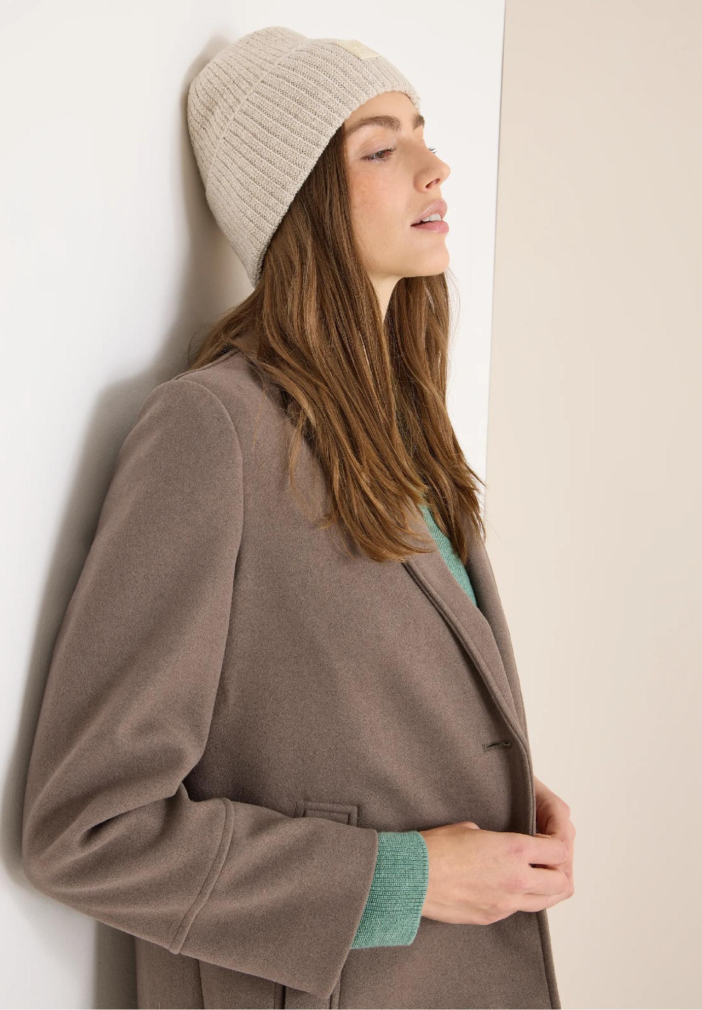 CECIL jednofarebná čiapka, bie