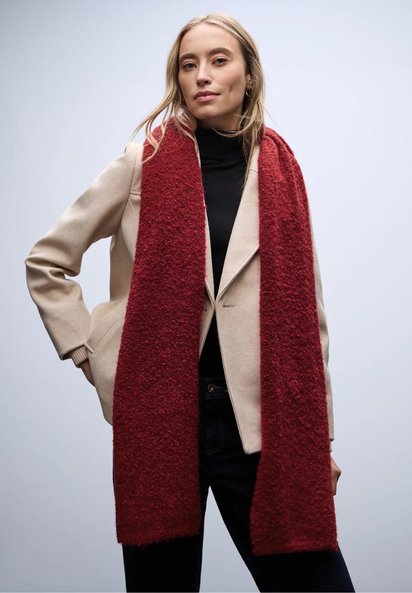 Street One dlhý buclé šál, čer