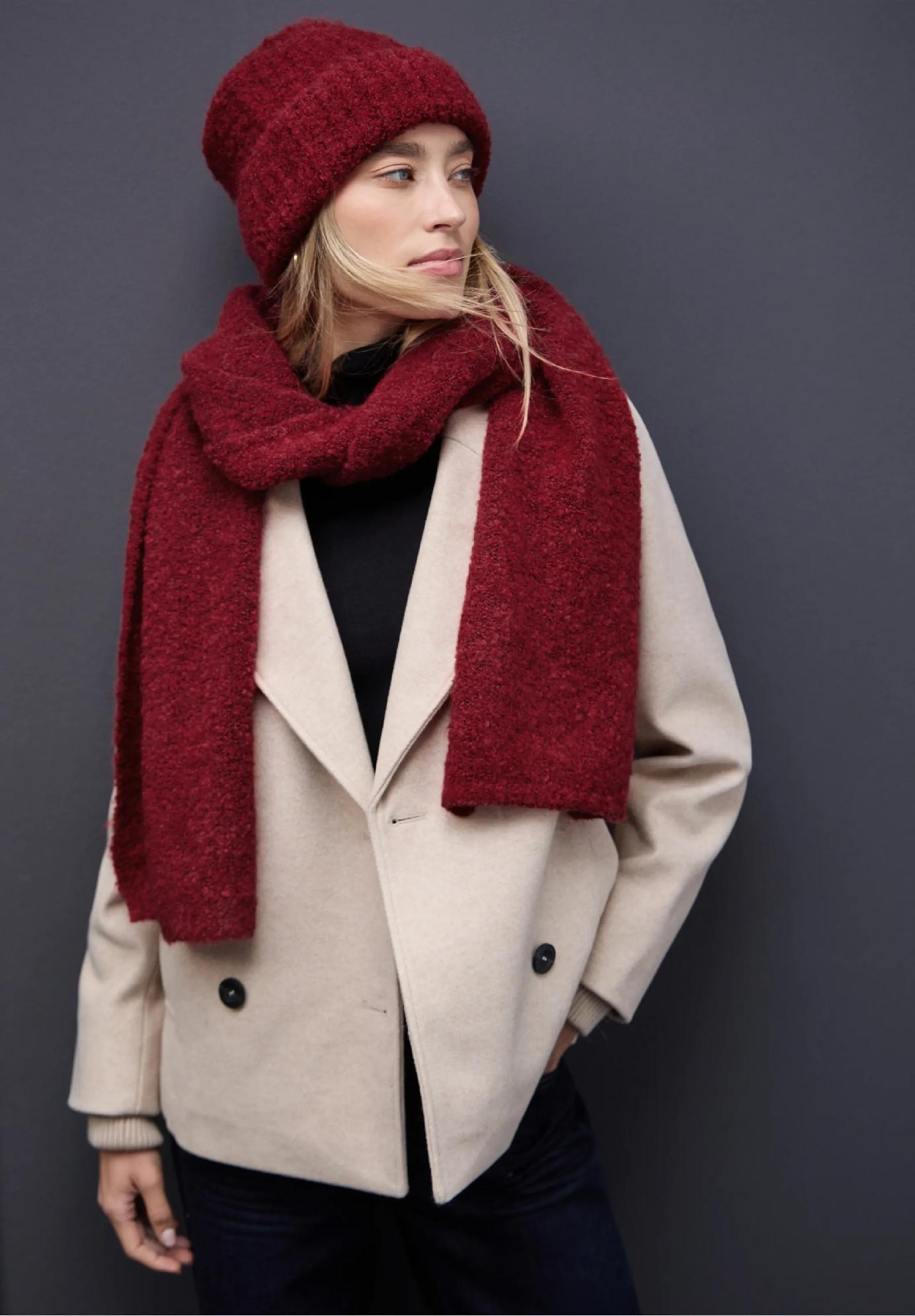 Street One dlhý buclé šál, čer