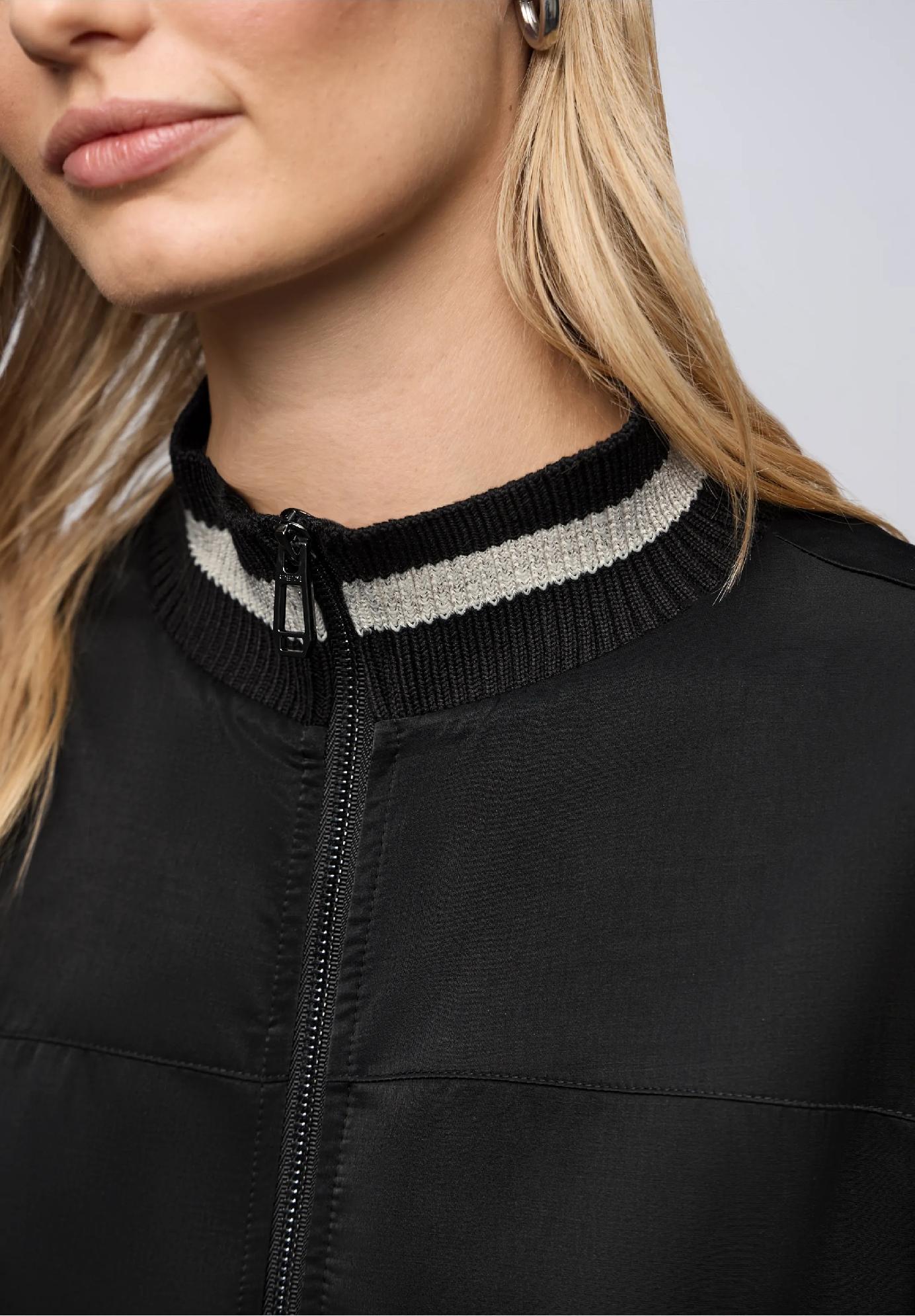 Street One bunda s detailmi v štýle college, čie