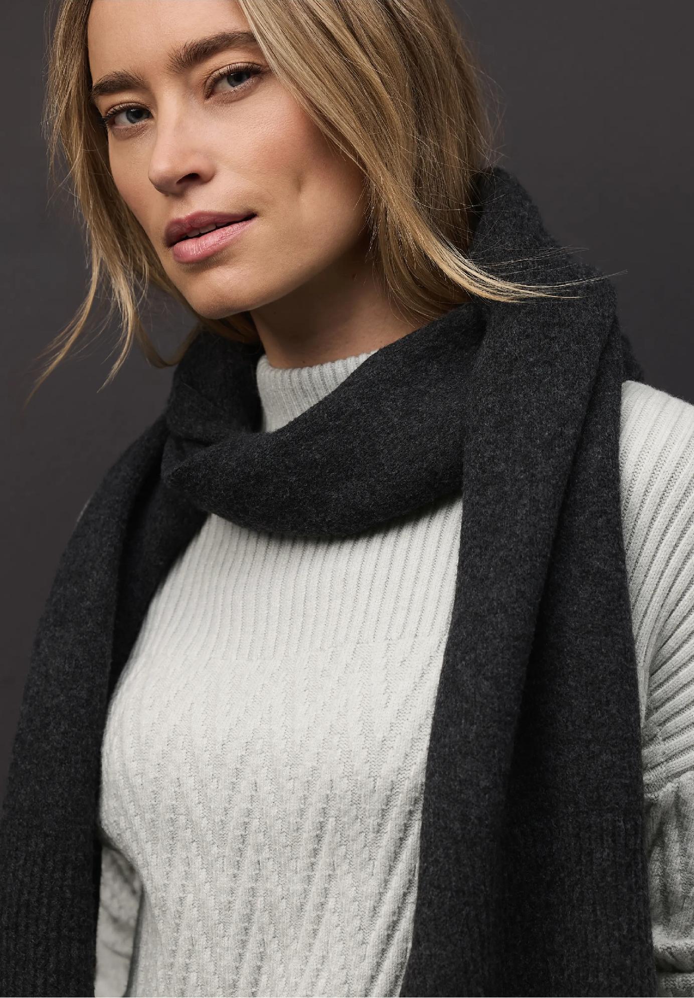 Street One textúrovaný sveter, šed