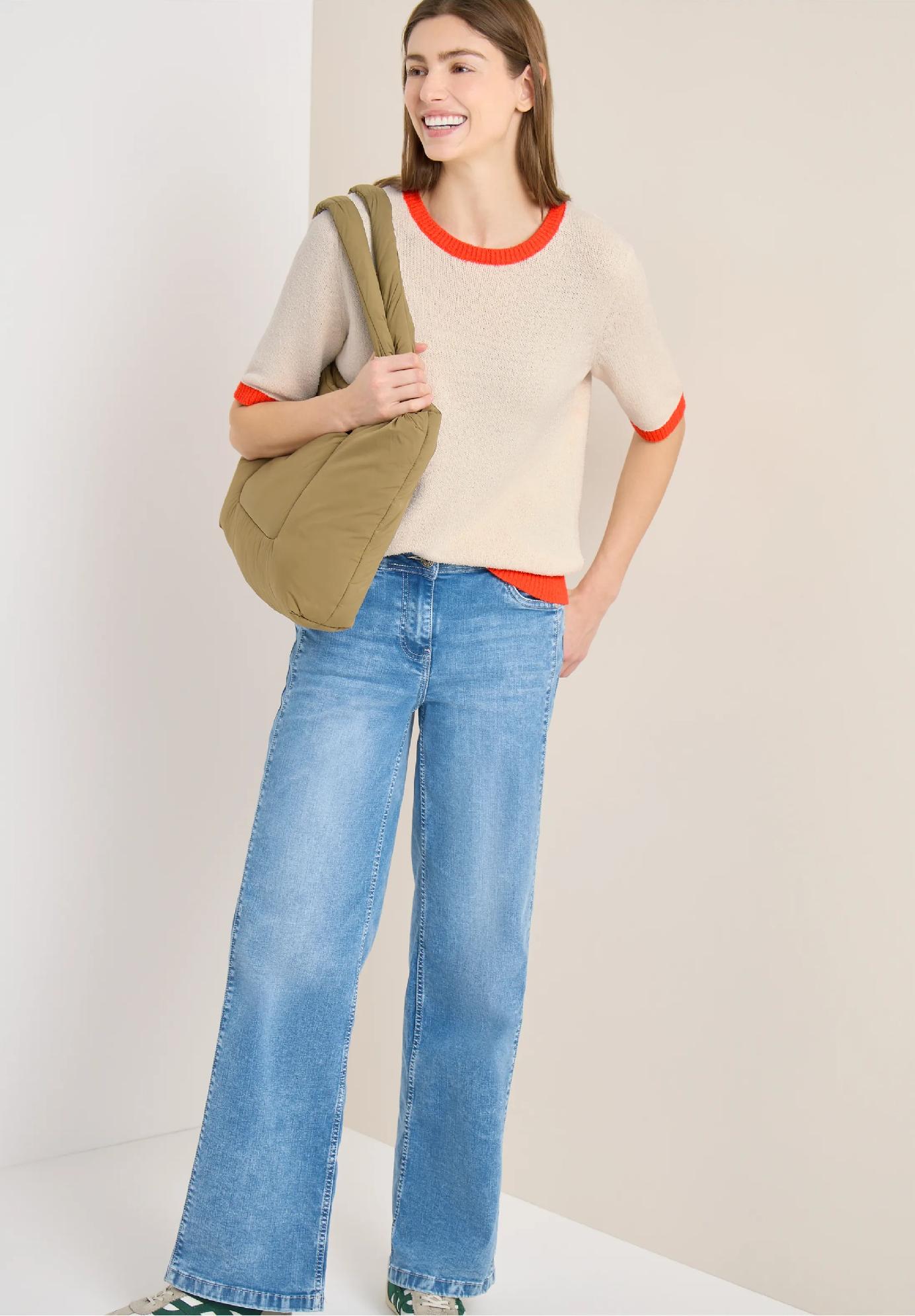 CECIL bouclé sveter 