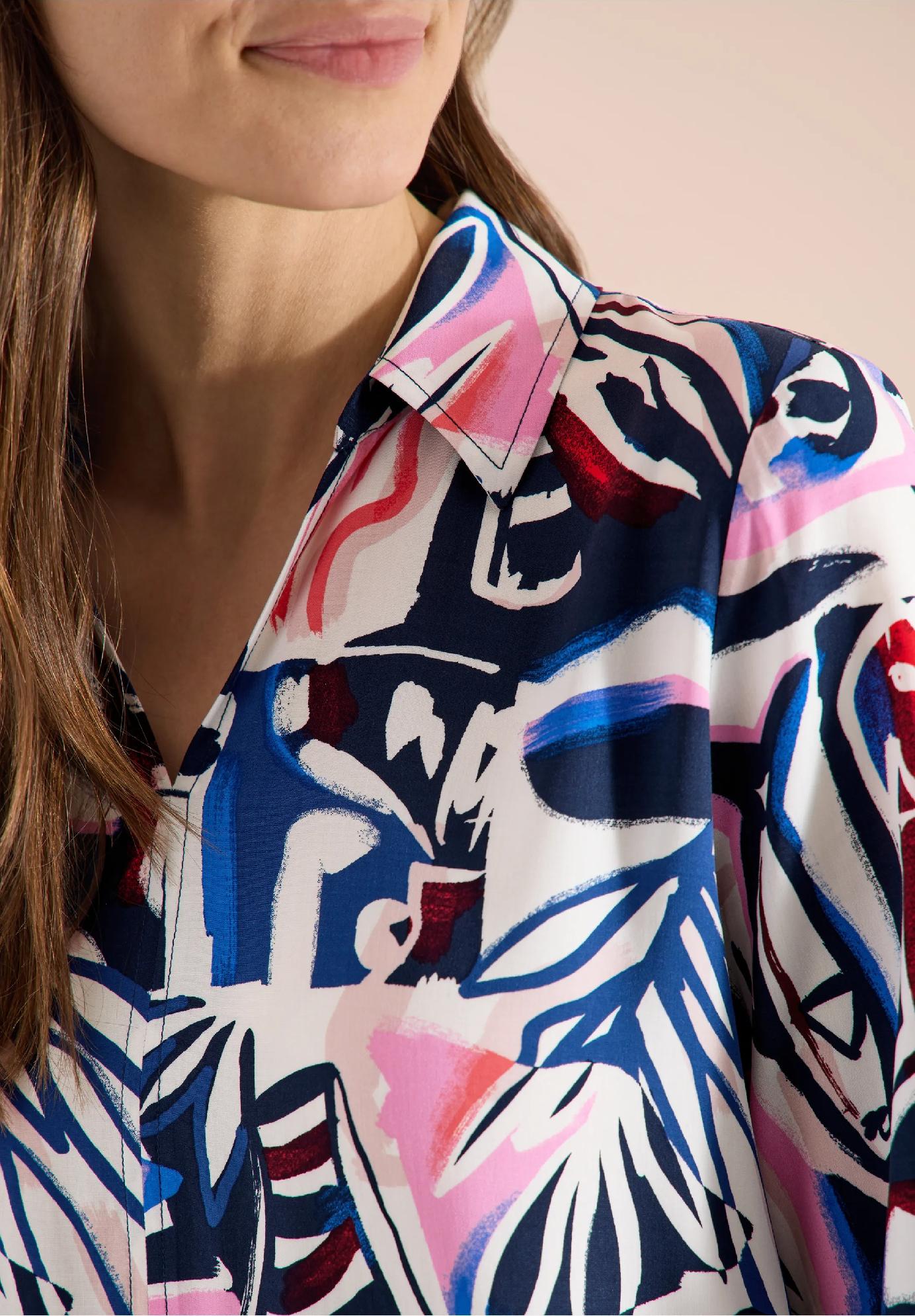 CECIL šaty po kolená s grafickým vzorom