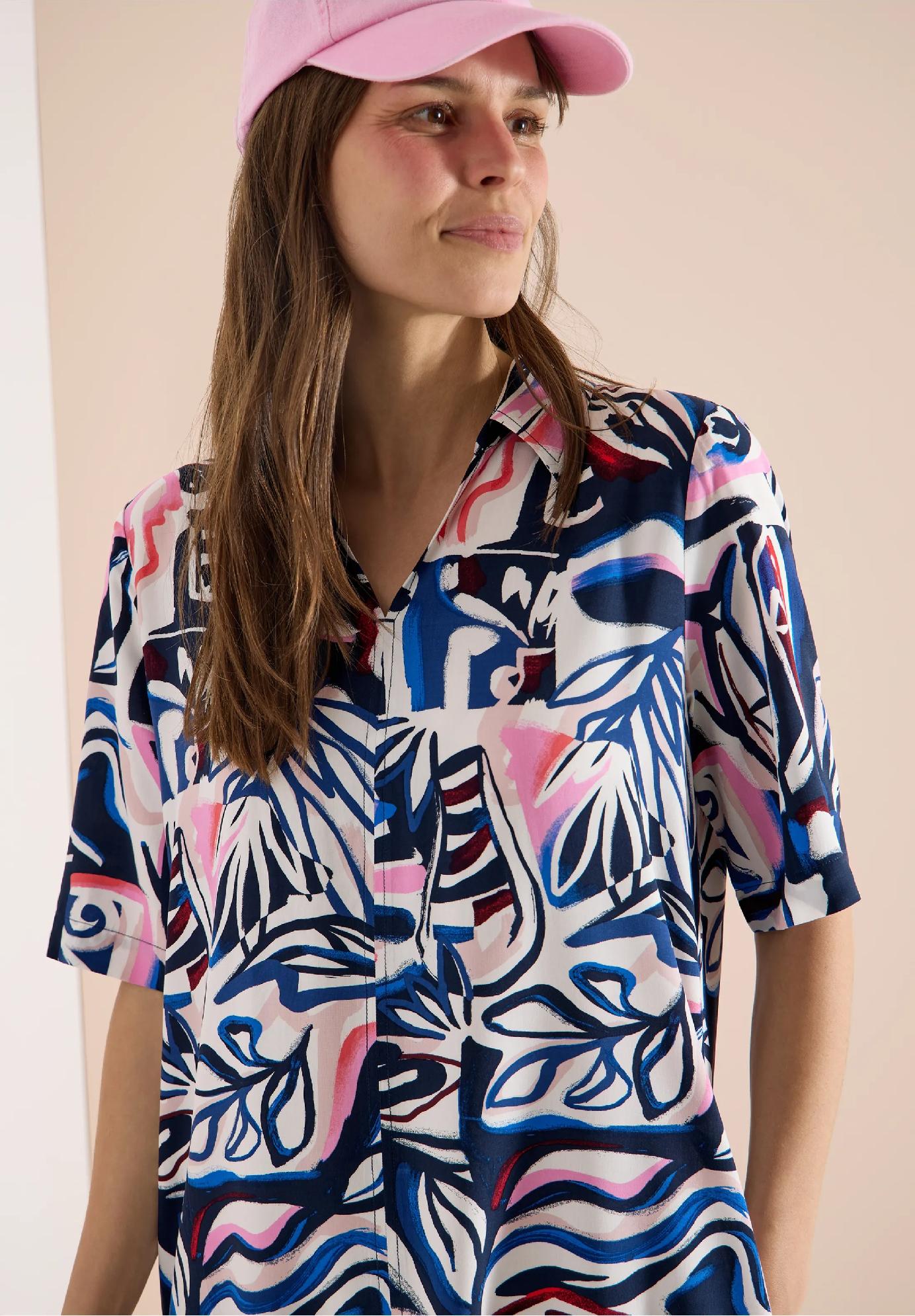 CECIL šaty po kolená s grafickým vzorom