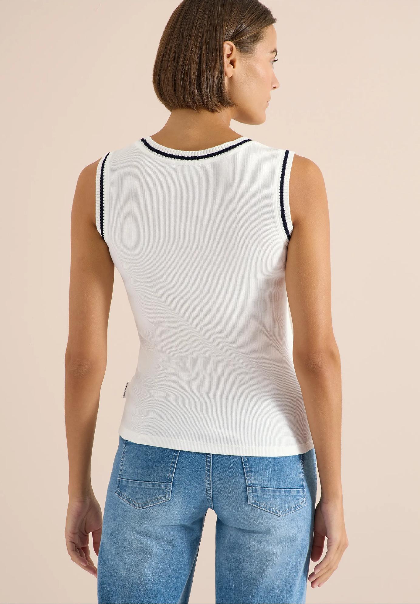 CECIL top s okrúhlym výstrihom a kontrastnými detailmi, van