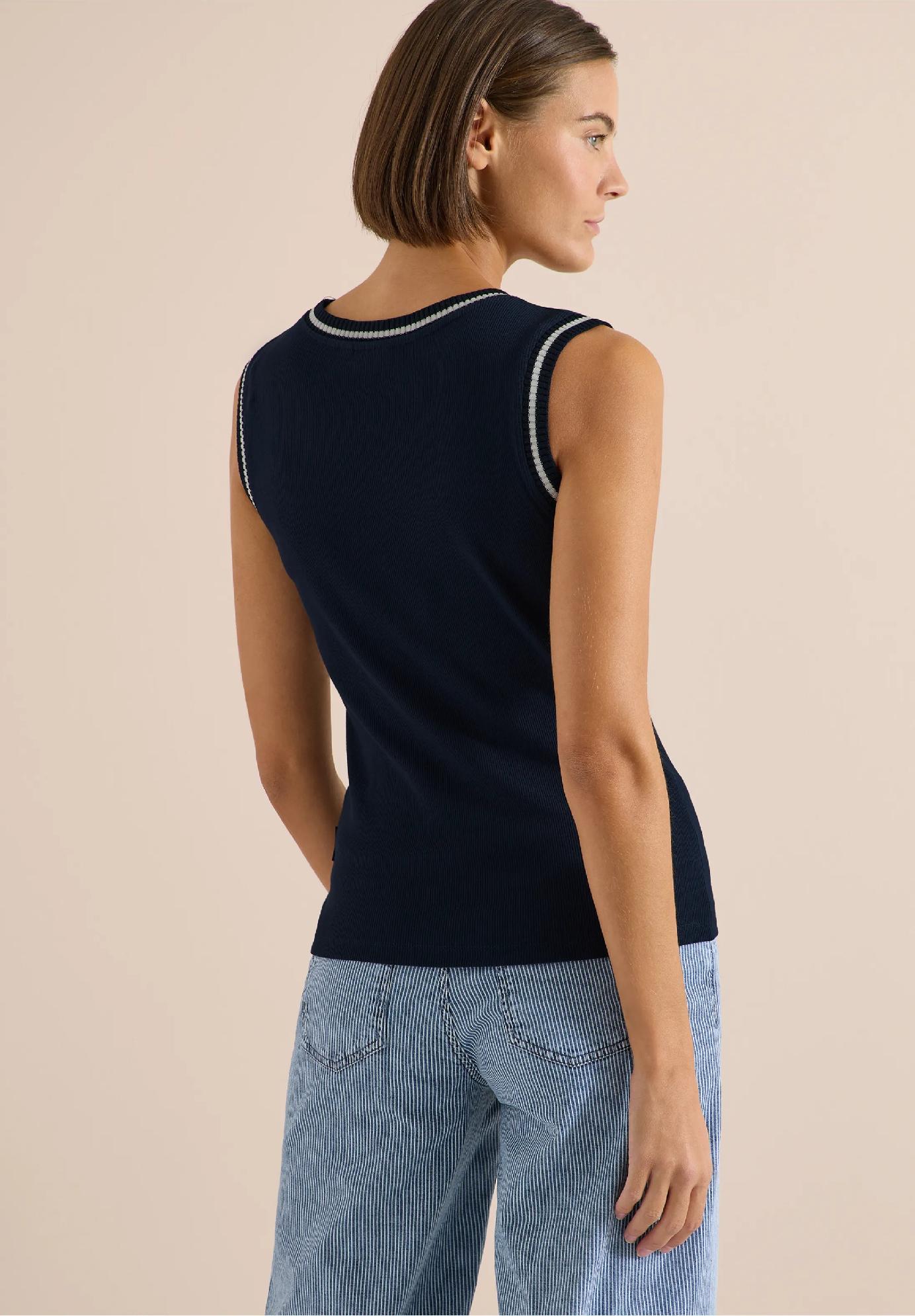 CECIL top s okrúhlym výstrihom a kontrastnými detailmi, mod