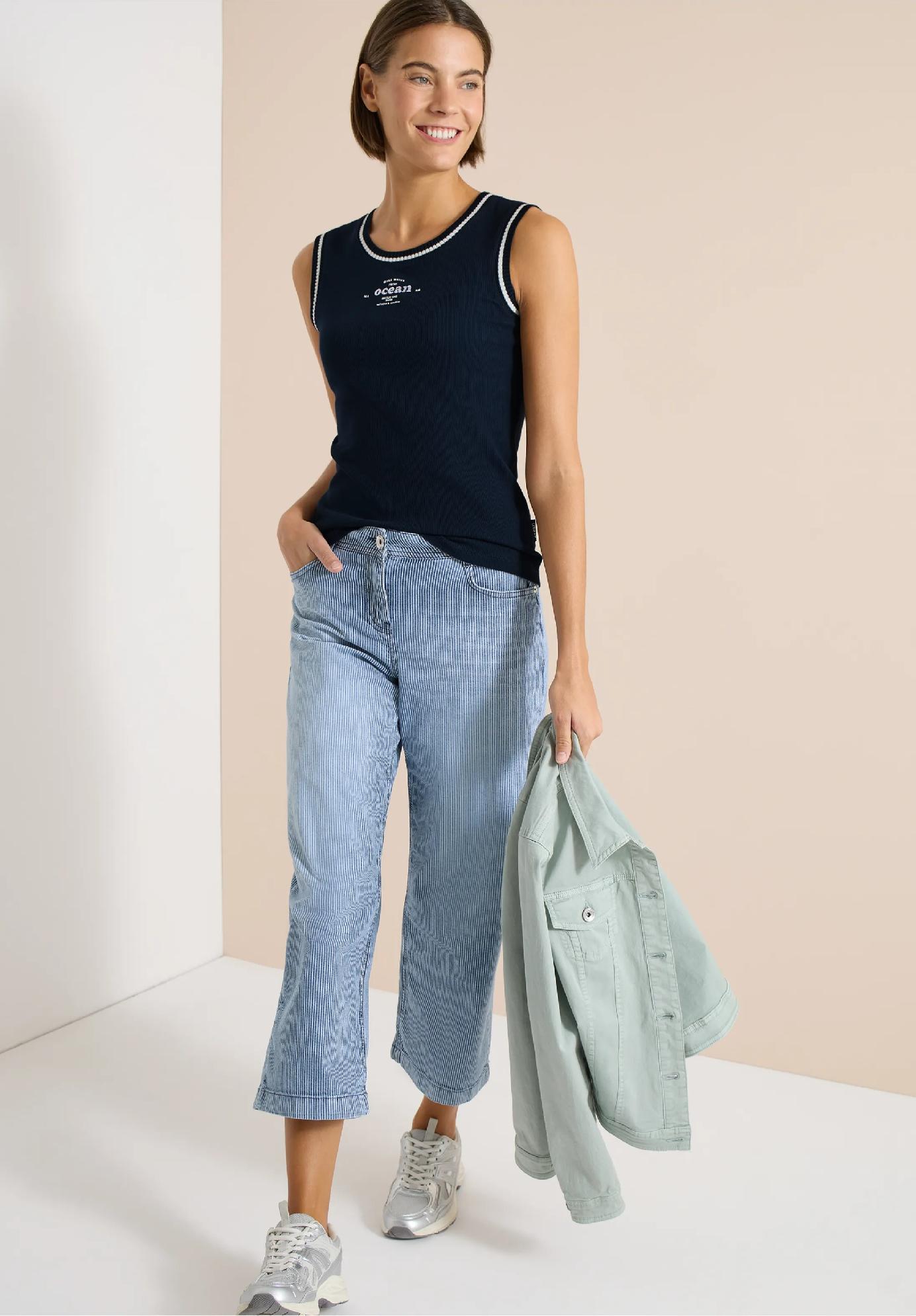 CECIL top s okrúhlym výstrihom a kontrastnými detailmi, mod