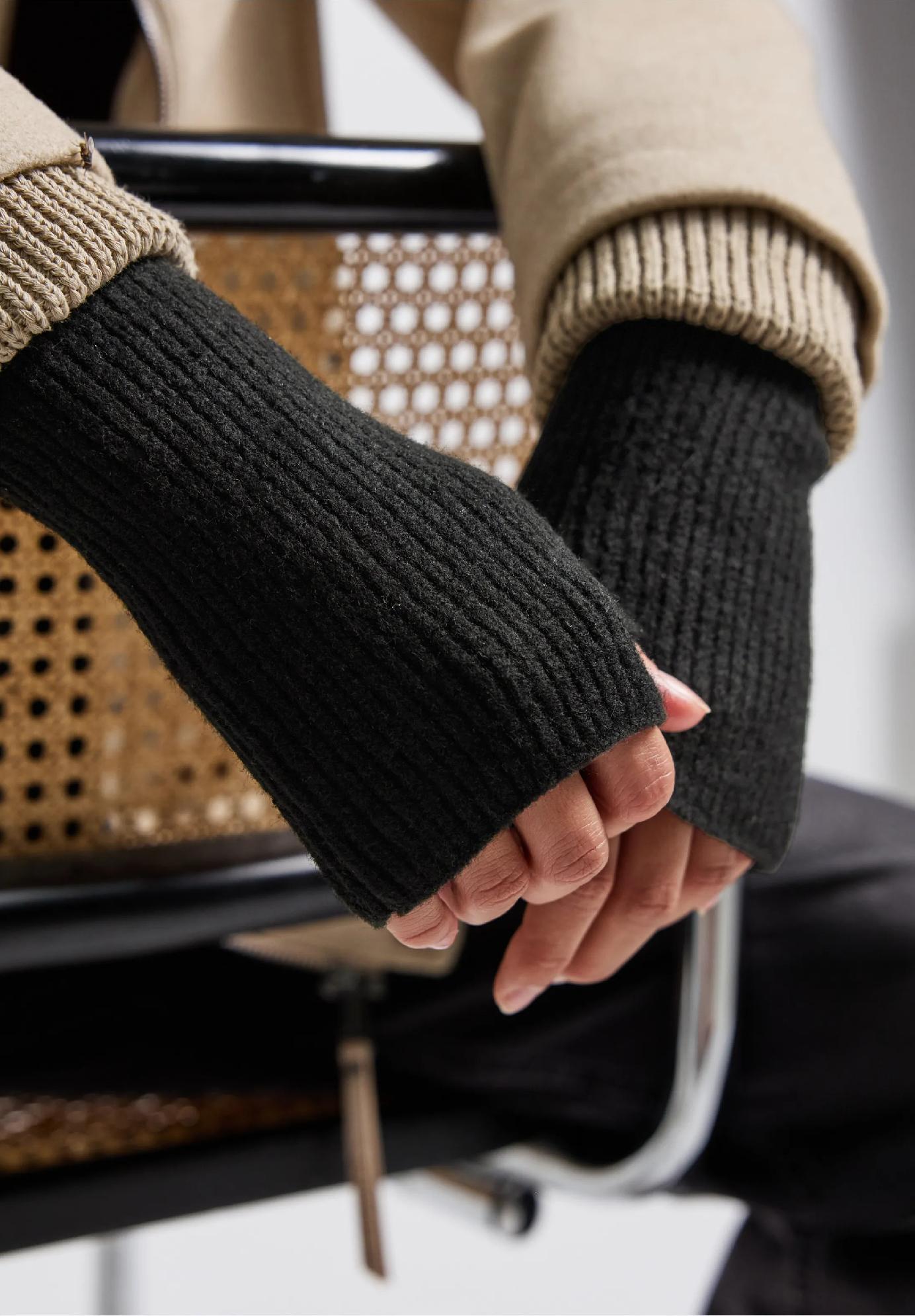 Street One pletené návleky na ruky, čie