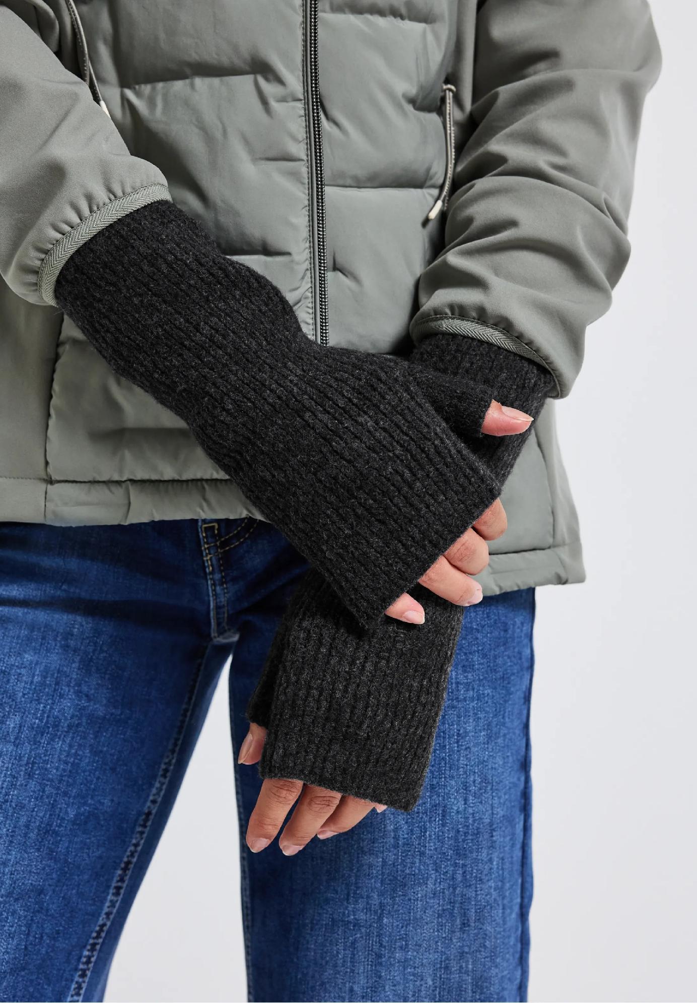 Street One pletené návleky na ruky, gra