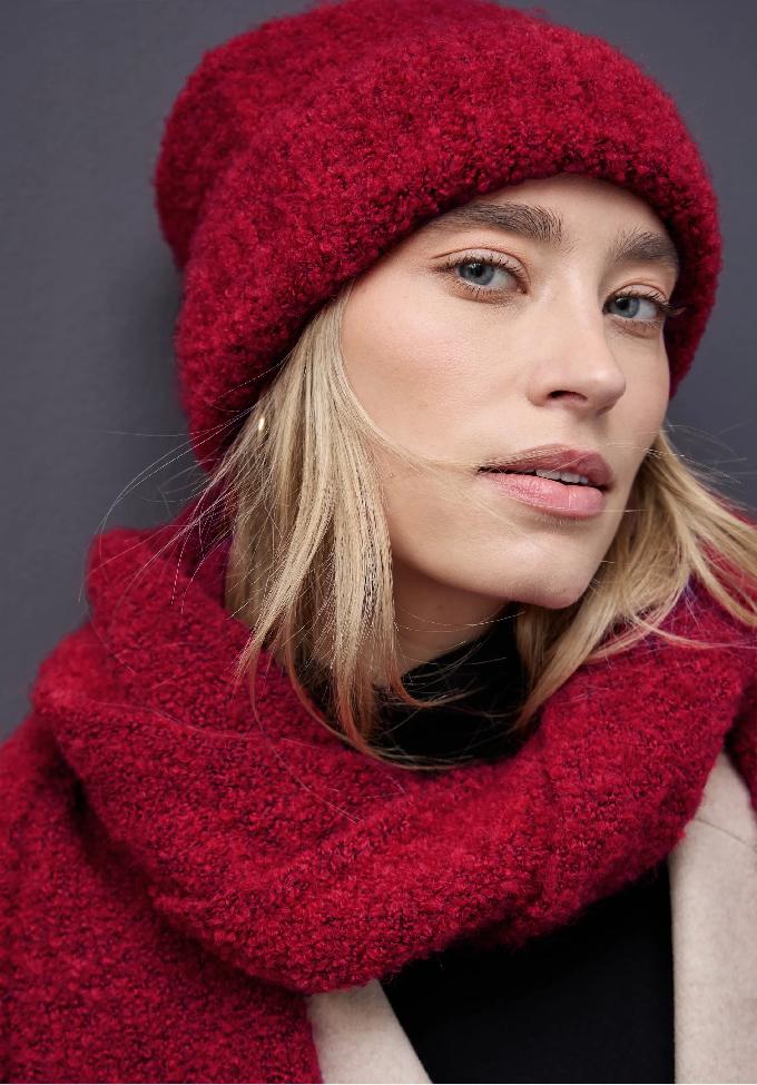 Street One čiapka Bouclé, čer