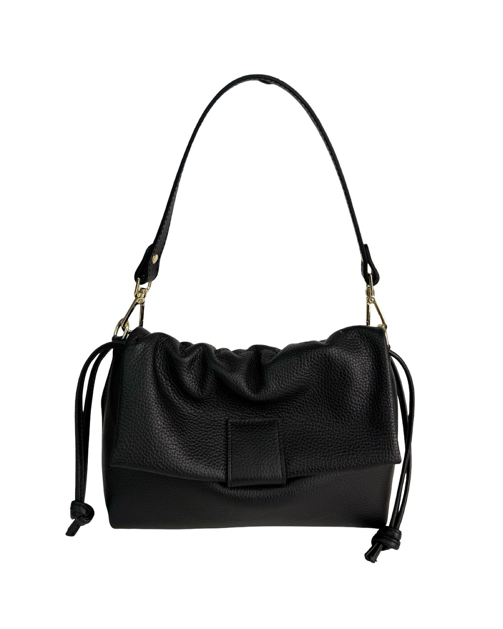 Moderná béžová kabelka z mäkkej kože s jemnou štruktúrou - malá, čie